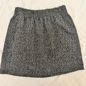 Jcrew Women’s tweed pull on mini skirt